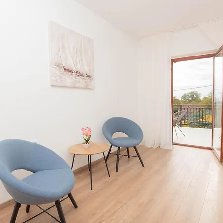 4 Bedroom Awesome In Sibenik Σπίτι διακοπών Bribir (Sibenik-Knin)