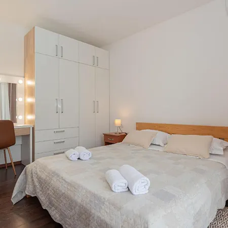 4 Bedroom Awesome In Sibenik * Piramatovci