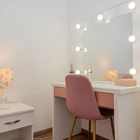 4 Bedroom Awesome In Sibenik