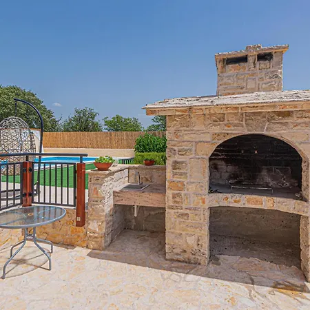 4 Bedroom Awesome In Sibenik Holiday home