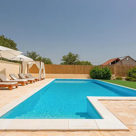 4 Bedroom Awesome In Sibenik *