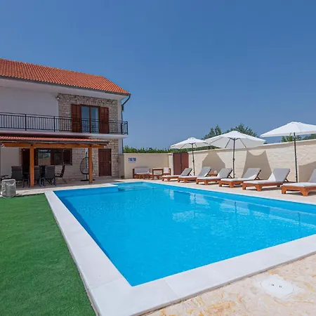 4 Bedroom Awesome In Sibenik *