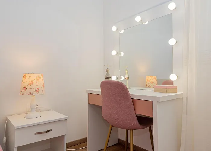 4 Bedroom Awesome In